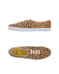 Низкие кеды и кроссовки Keds