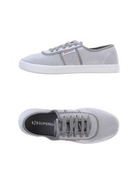 Низкие кеды и кроссовки Superga