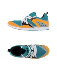 Низкие кеды и кроссовки Puma