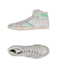 Высокие кеды и кроссовки Guess