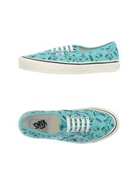 Низкие кеды и кроссовки Vans