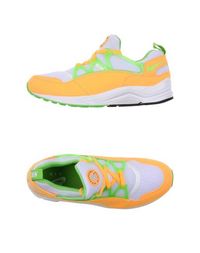 Низкие кеды и кроссовки Nike