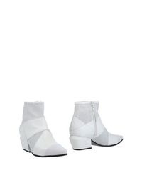 Белые Полусапоги и высокие ботинки VIC Matie'