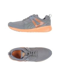 Низкие кеды и кроссовки Puma
