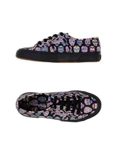 Низкие кеды и кроссовки Superga