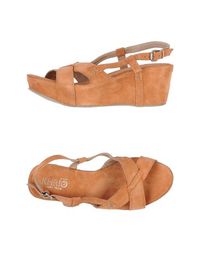 Обувь на танкетке Khrio'