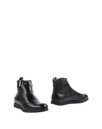 Полусапоги и высокие ботинки Botticelli Limited