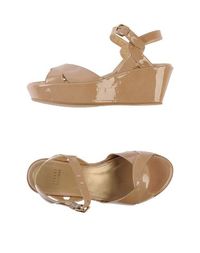 Сандалии Stuart Weitzman