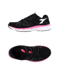 Низкие кеды и кроссовки Diadora