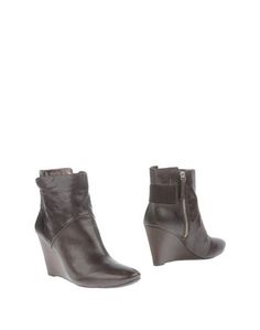 Коричневые Полусапоги и высокие ботинки Nine West