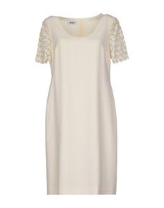 Короткое платье Moschino Cheapandchic