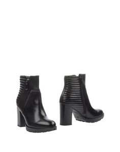 Черные Полусапоги и высокие ботинки Tosca BLU Shoes