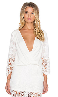 Топ с v-образным вырезом 3/4 sleeve top - LIV