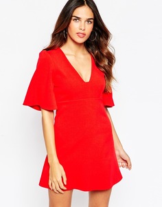 Приталенное платье с квадратной горловиной ASOS - Красный