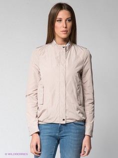 Куртки Calvin Klein