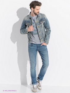 Джинсы Wrangler