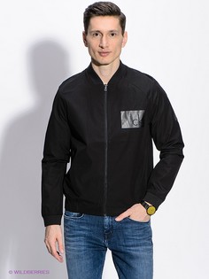Куртки Calvin Klein