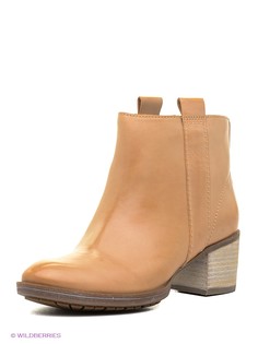 Сапоги Clarks