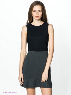 Платья PINKO