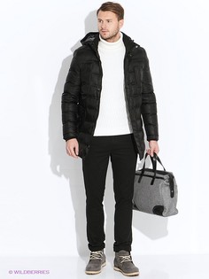 Куртки Calvin Klein