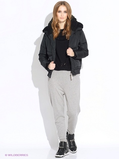 Куртки PINKO