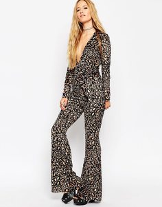 Бархатный комбинезон с глубоким вырезом ASOS - Принт