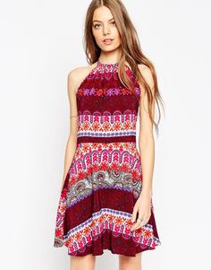 Короткое приталенное платье в яркую полоску с тисненым принтом ASOS - Многоцветная полоска