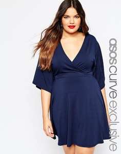 Короткое приталенное платье-кимоно с поясом ASOS CURVE - Темно-синий