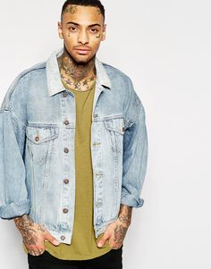 Синяя джинсовая куртка в стиле oversize ASOS - Синий