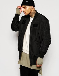 Длинная черная куртка-пилот с нашивками ASOS - Черный