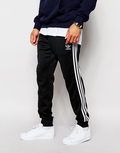 Спортивные штаны с манжетами adidas Originals Superstar AJ6960 - Черный
