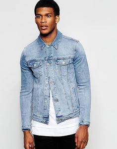 Зауженная куртка из светлого денима ASOS - Синий