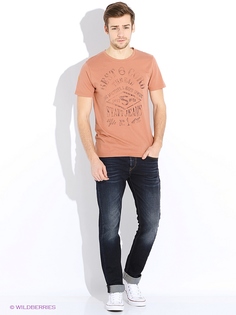 Футболка Staff