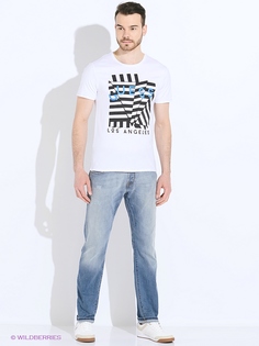 Футболка GUESS