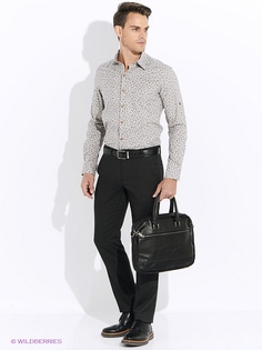 Рубашки Club21