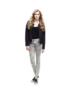 Куртки GUESS
