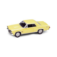 Модель винтажной машины 1:34-39 Pontiac GTO 1965, Welly