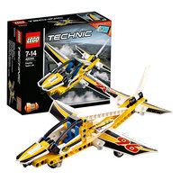 LEGO Technic 42044: Самолёт пилотажной группы