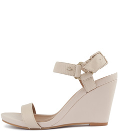 Босоножки Lacoste