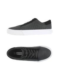 Низкие кеды и кроссовки Supra