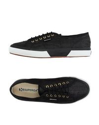 Низкие кеды и кроссовки Superga