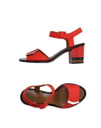 Сандалии Fendi