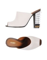 Сандалии Fendi