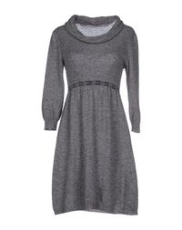 Короткое платье Kaos