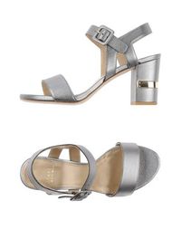 Сандалии Stuart Weitzman