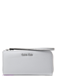 Кошельки Calvin Klein