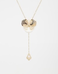Ожерелье с цветочной подвеской Pilgrim - Золотой Asos