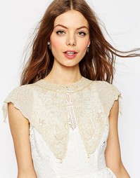 Кейп с отделкой и высоким воротом ASOS Vintage - Кремовый