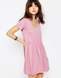 Платье с присборенной юбкой и короткими рукавами ASOS - Розовый