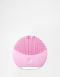 Розовая очищающая щетка для лица Foreo Luna Mini 2 - Pearl pink